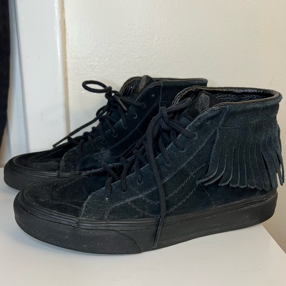 Vans All Black suede & fringe moccasin size 6 SUEDE SK8-HI MOC